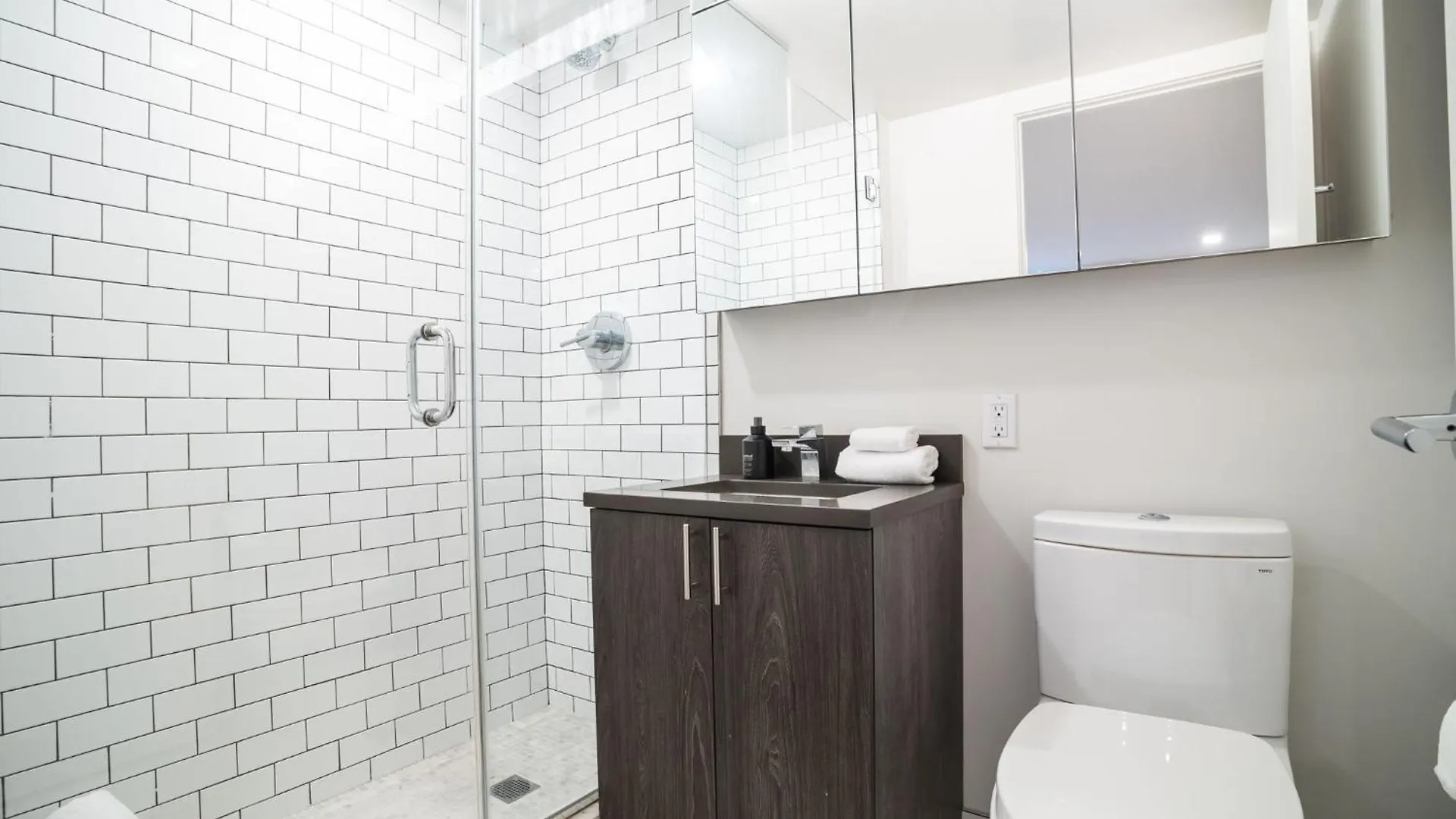 Lower East Side Gem 3Br Apartment Near Williamsburg Bridge New York 0*,  United States